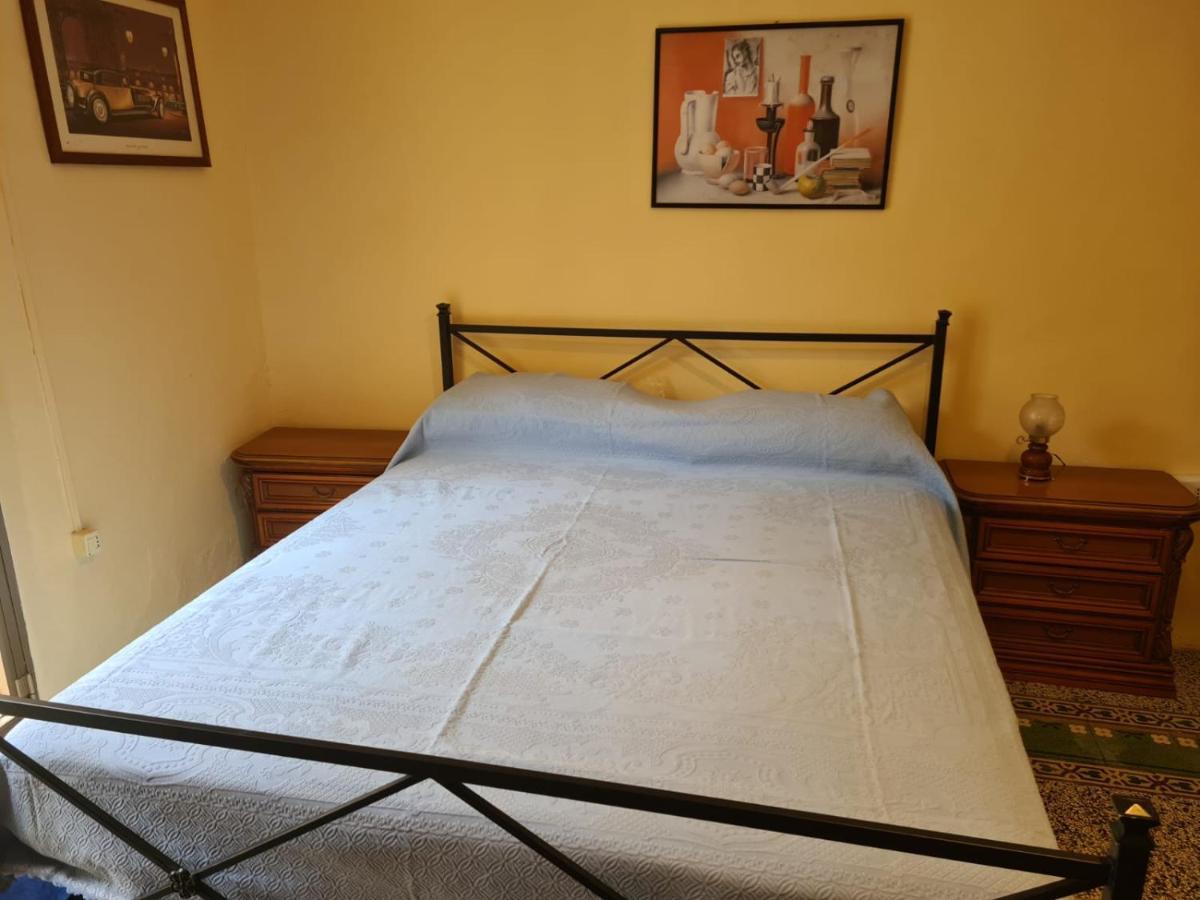 La Casa Di Emanuela Hotel Caltavuturo Luaran gambar