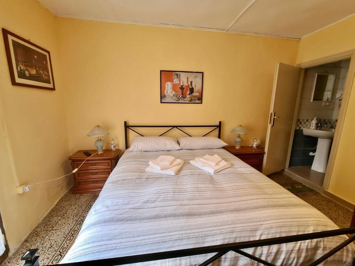 La Casa Di Emanuela Hotel Caltavuturo Luaran gambar