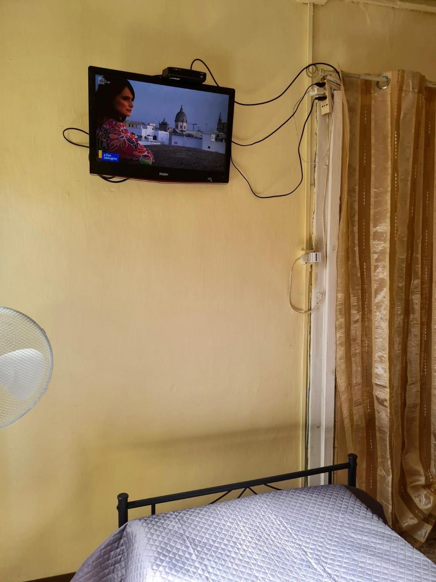 La Casa Di Emanuela Hotel Caltavuturo Luaran gambar